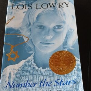 NUMBER THE STARS-young Adults Paperback By Lois Lowry
